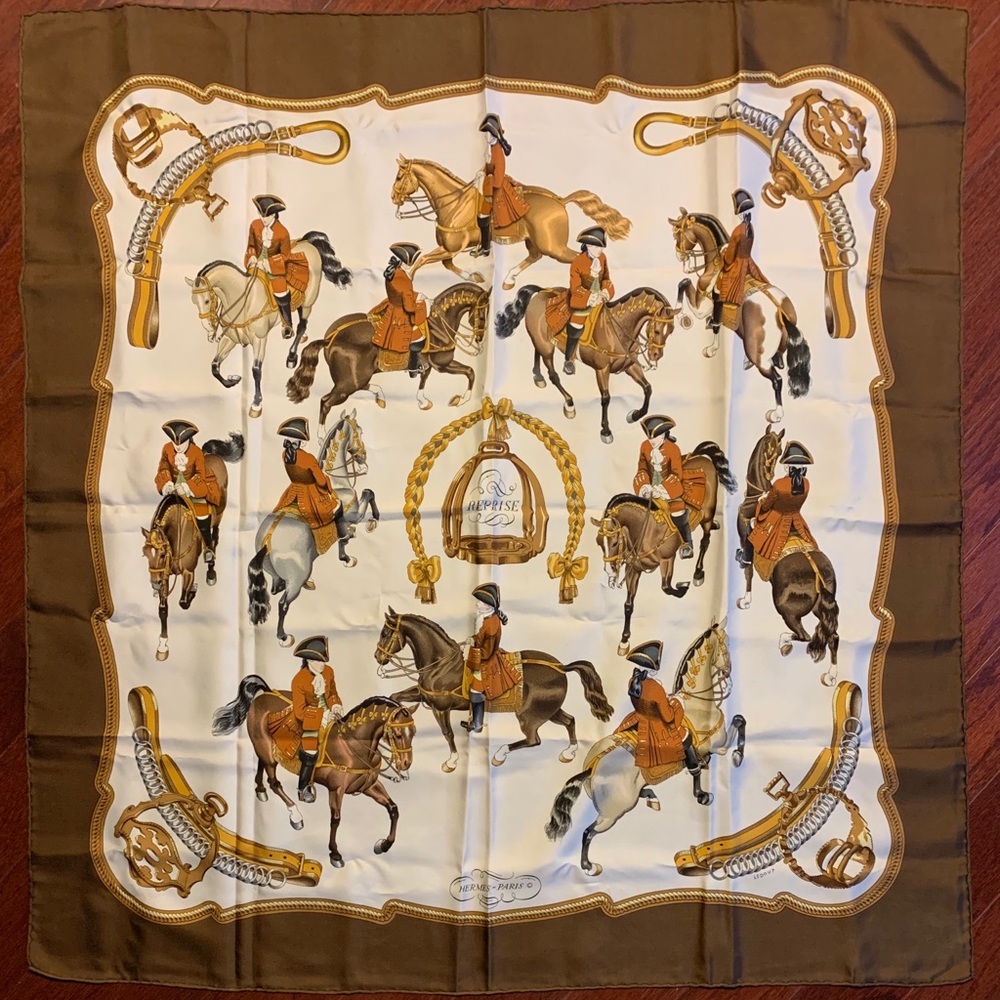 Authentic HERMÈS REPRISE Scarf